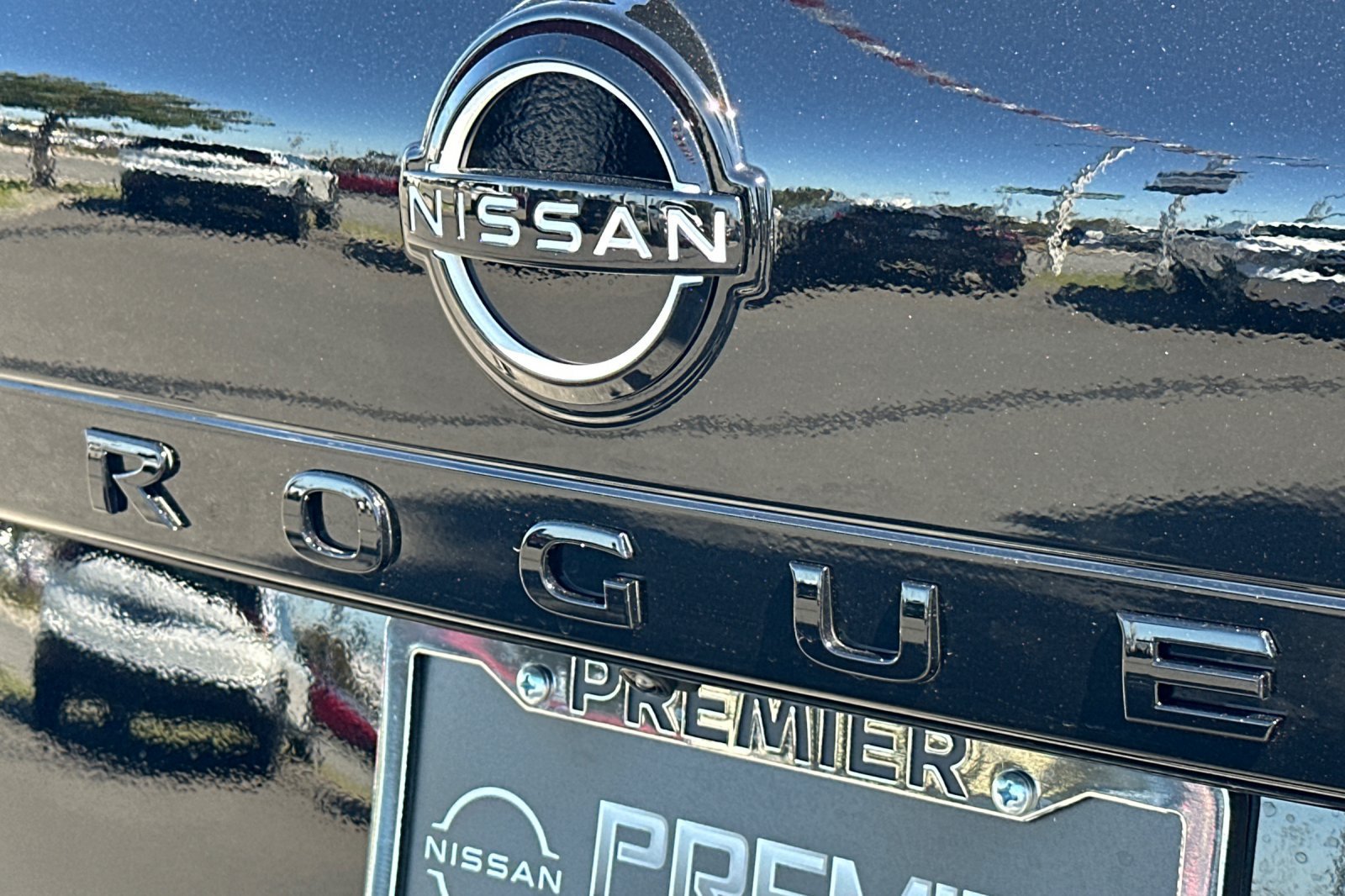 New 2026 Nissan Rogue Dark Armor FWD image 23