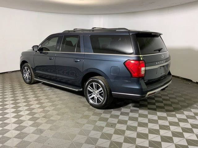 Used 2023 Ford Expedition Max XLT image 10