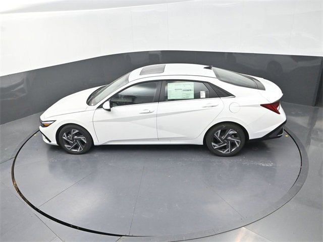 New 2026 Hyundai Elantra Limited image 27