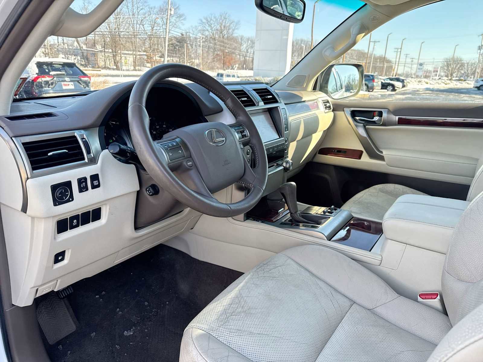 Used 2012 Lexus GX 460 image 10