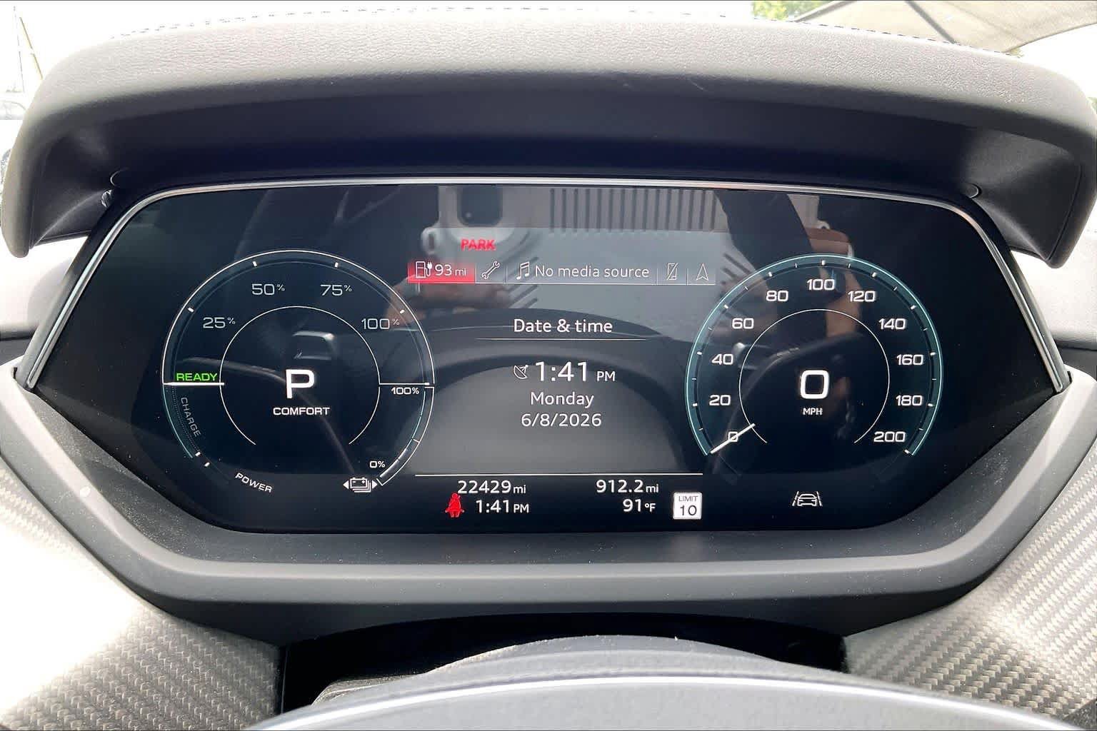 Used 2024 Audi e-tron GT Premium Plus w/ Performance Package AWD/4WD image 25