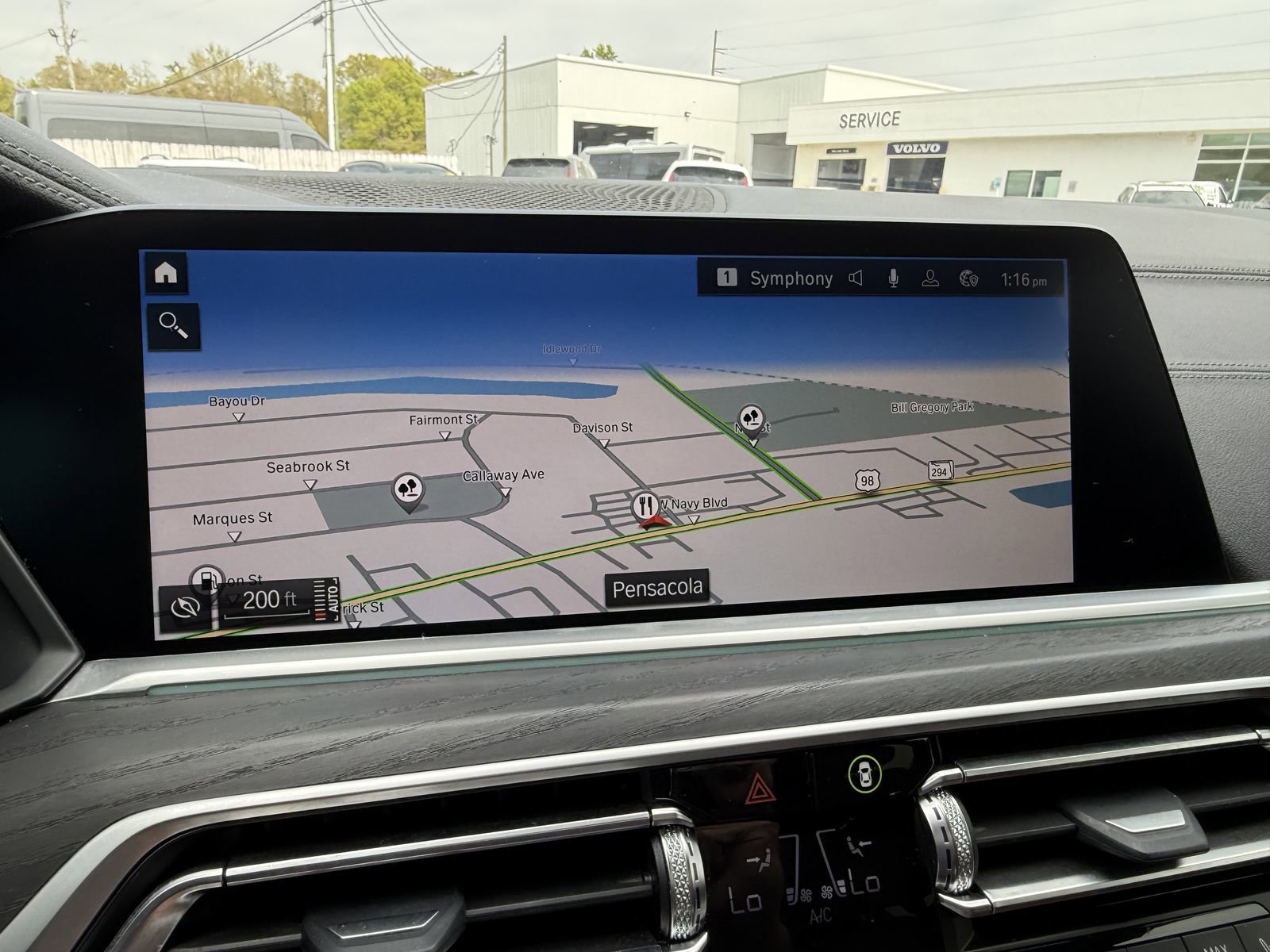 Used 2022 BMW X7 xDrive40i w/ M Sport Package image 25