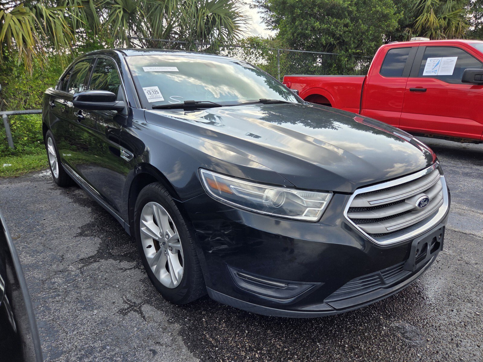 Used 2015 Ford Taurus SEL w/ Equipment Group 201A FWD image 3