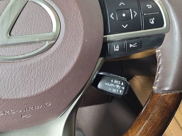 Used 2018 Lexus ES 350 w/ Navigation System Package image 31