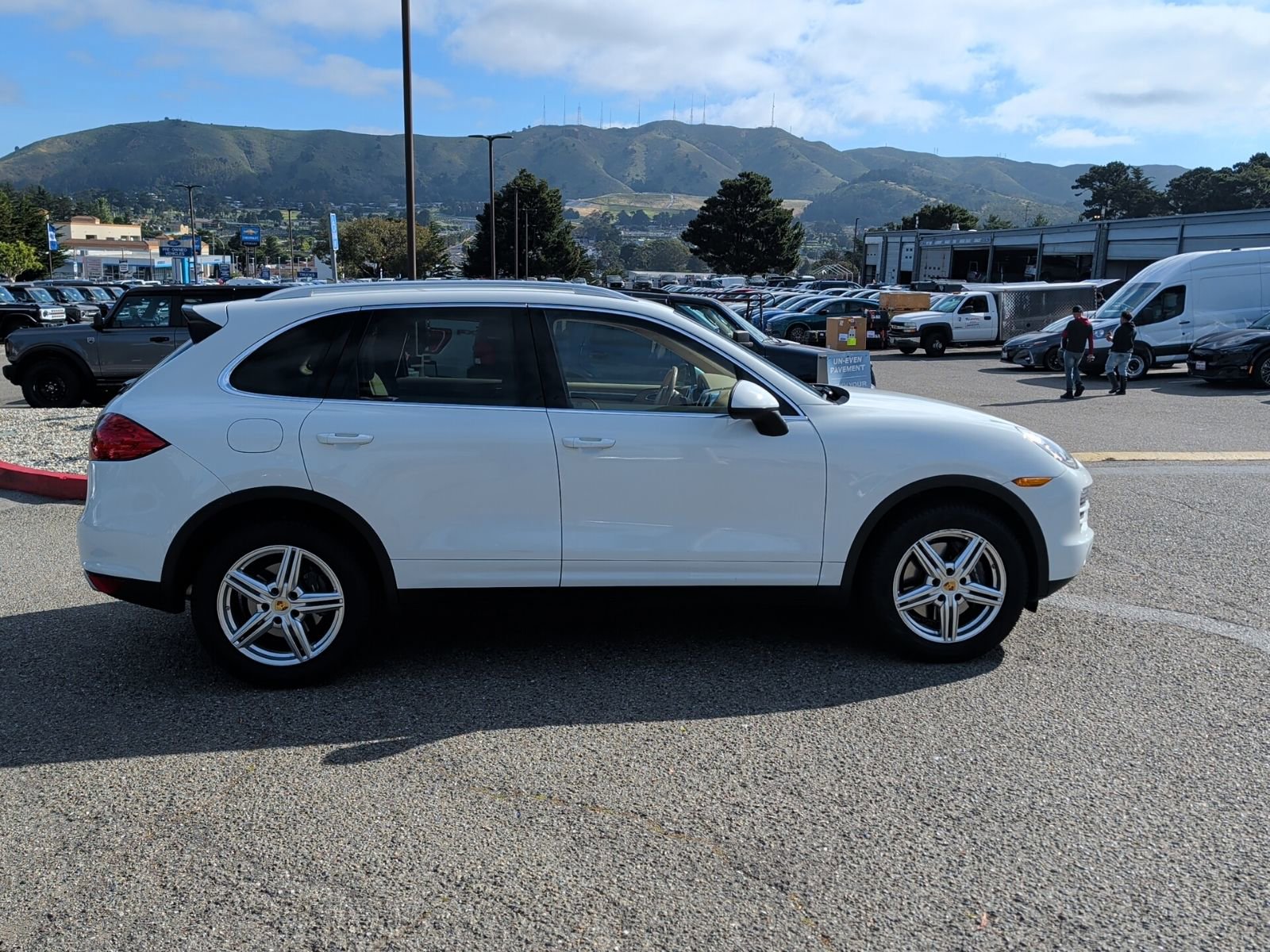 Used 2014 Porsche Cayenne image 9