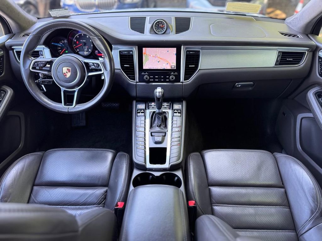 Used 2017 Porsche Macan Turbo AWD/4WD image 11