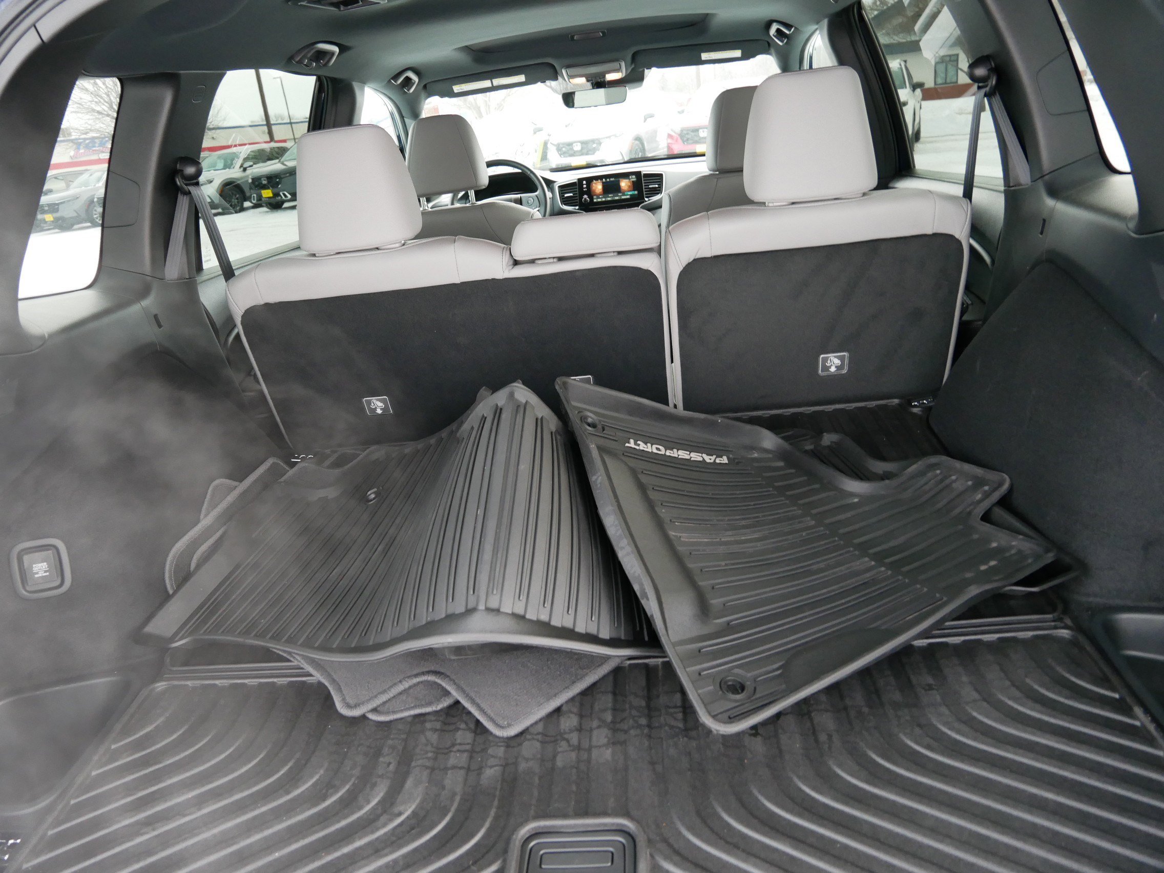 Certified 2025 Honda Passport EX-L image 18