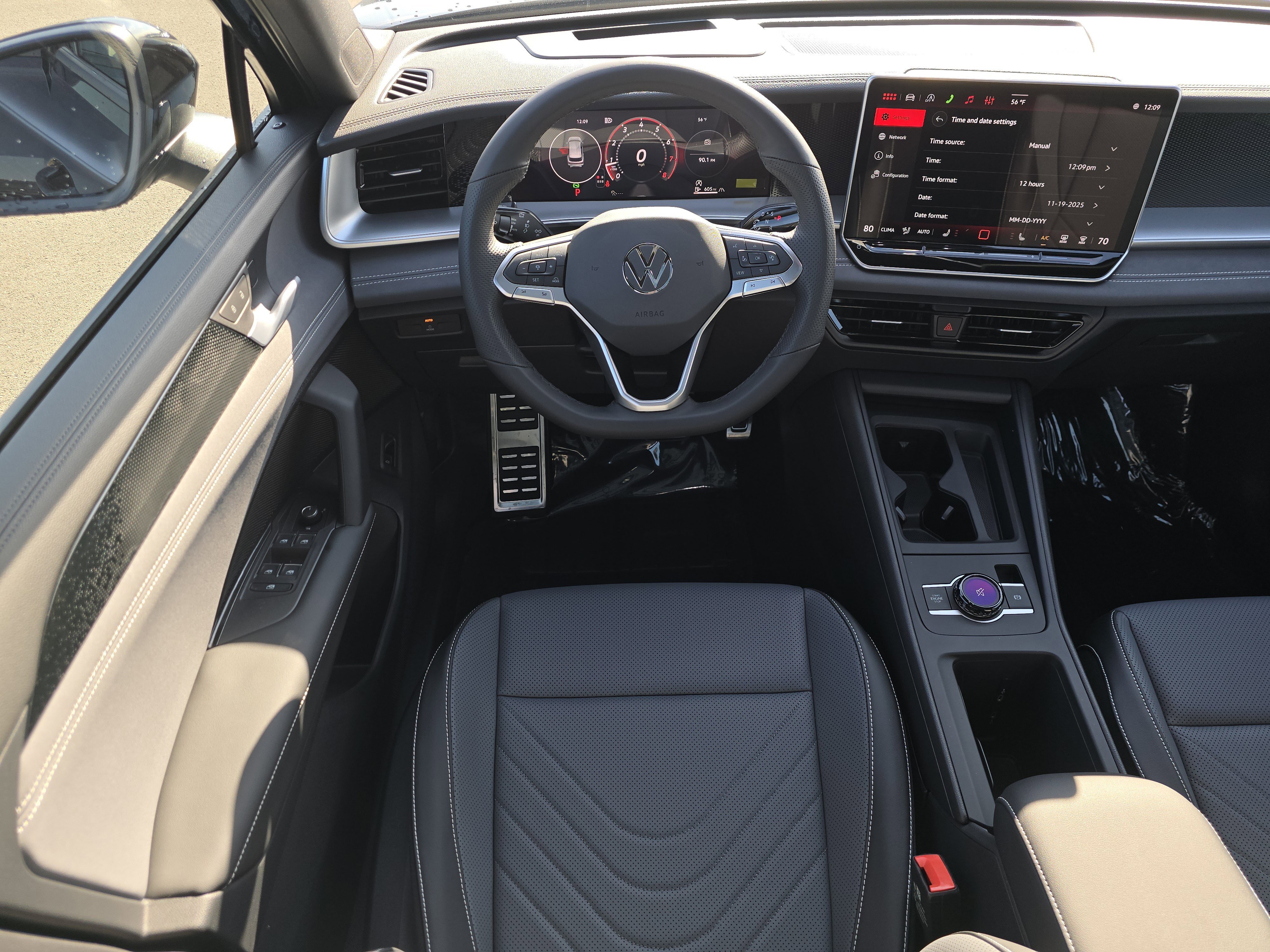 New 2026 Volkswagen Tiguan SE R-Line image 20