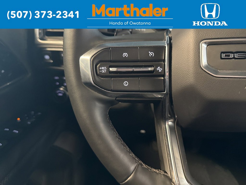 Used 2025 GMC Yukon XL Denali image 27