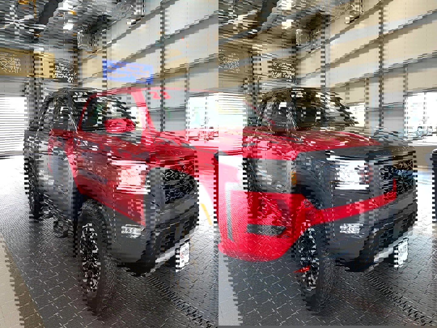 Used 2023 Nissan Frontier PRO-4X w/ Pro Convenience Package