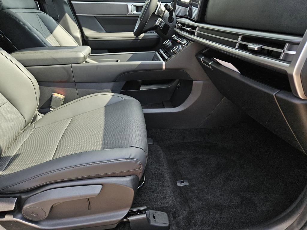 New 2026 Hyundai Santa Fe SEL FWD image 9