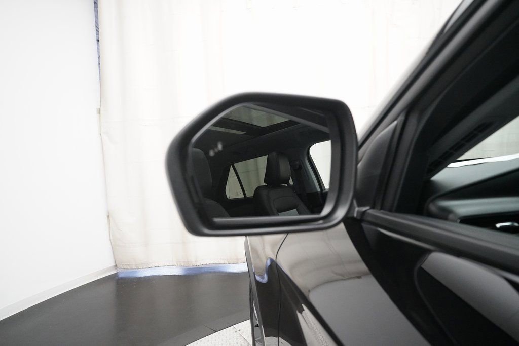 Used 2023 Ford Explorer XLT w/ Equipment Group 202A image 26