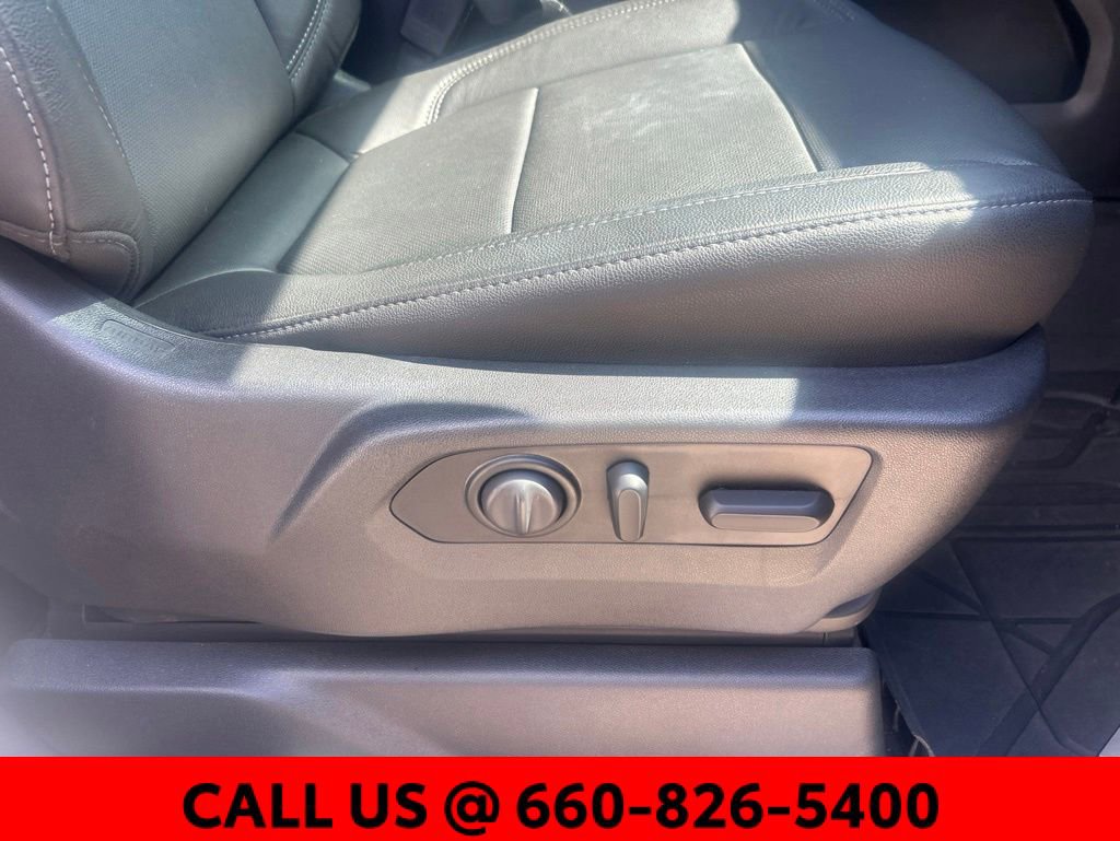 Used 2019 Chevrolet Silverado 1500 LTZ w/ LTZ Convenience Package AWD/4WD image 7