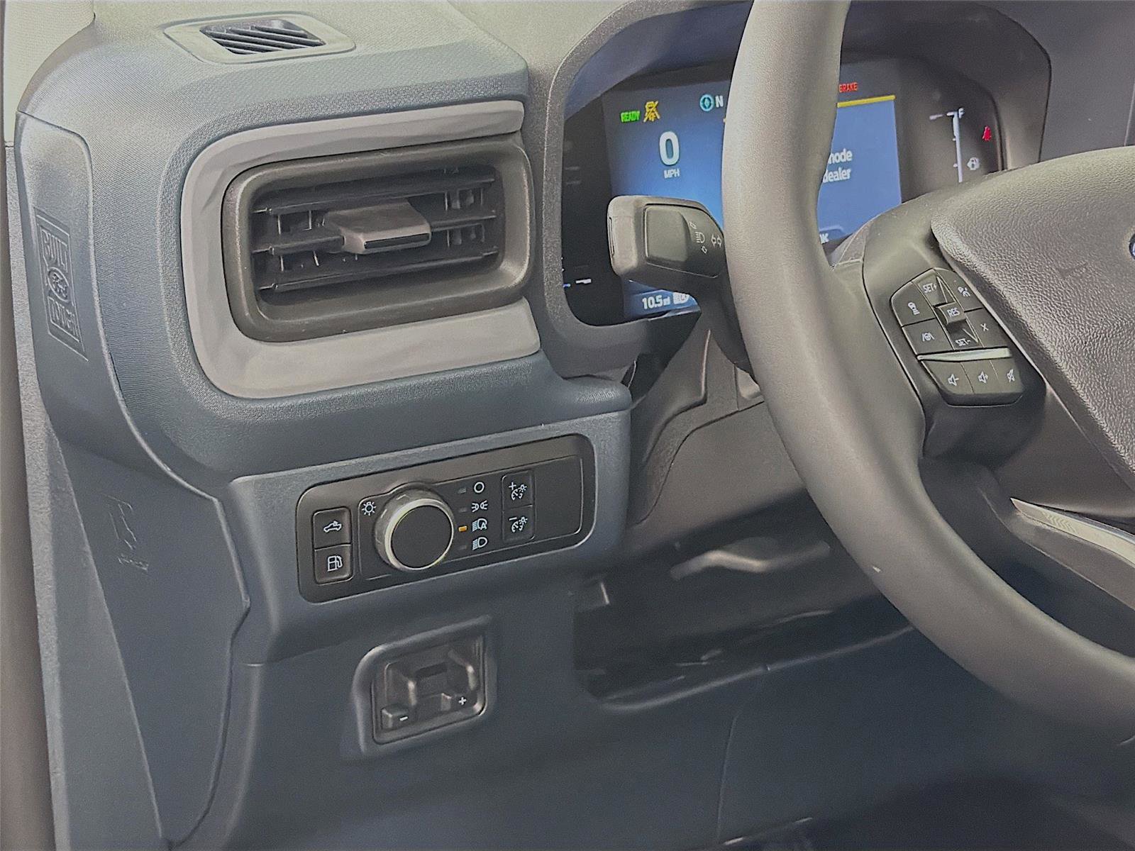 New 2026 Ford Maverick Lariat w/ Black Appearance Package image 10