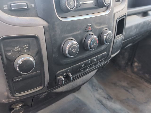 Used 2018 RAM 3500 Tradesman w/ Chrome Appearance Group image 23