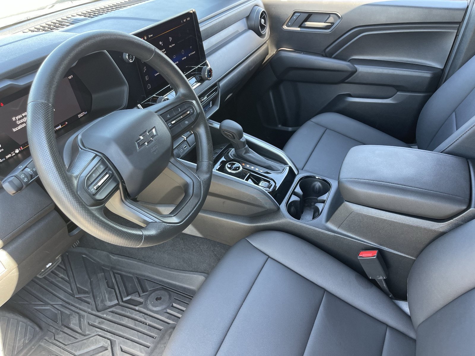 Used 2024 Chevrolet Colorado Trail Boss AWD/4WD image 19