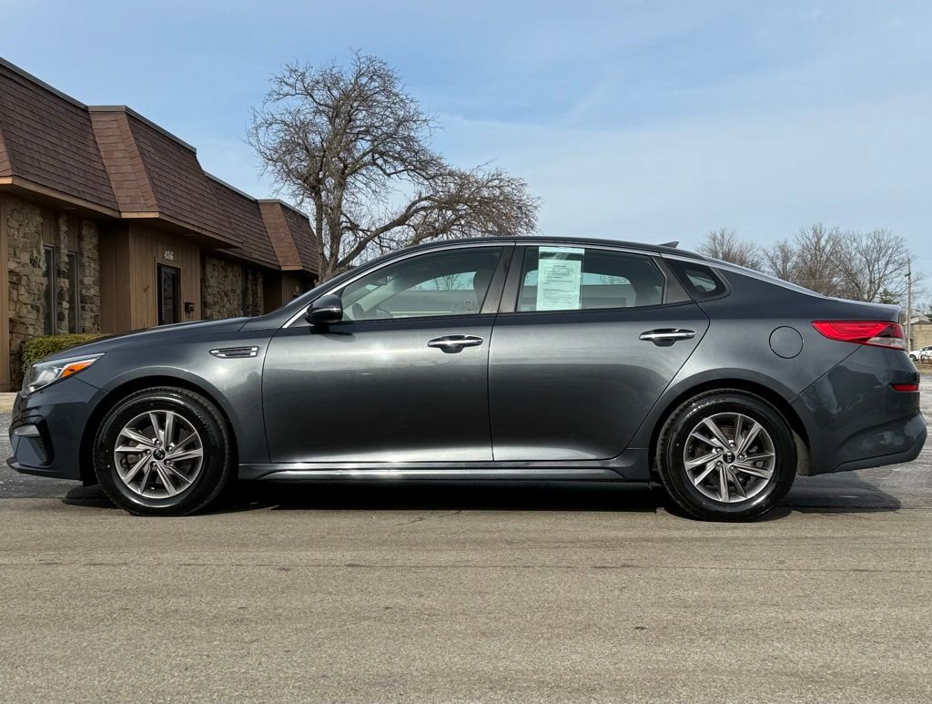Used 2020 Kia Optima LX image 2