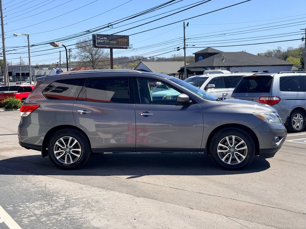 Used 2016 Nissan Pathfinder S image 7