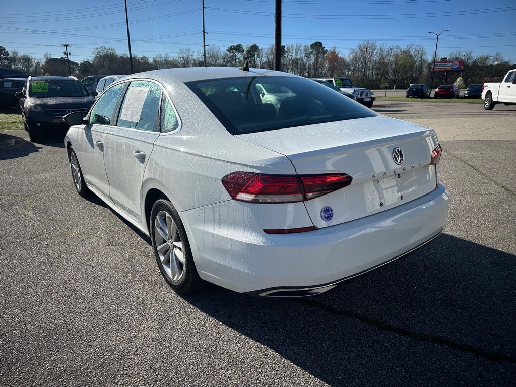 Used 2020 Volkswagen Passat 2.0T SE FWD image 3