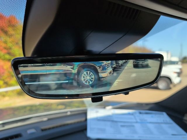 New 2026 Chevrolet Suburban Premier image 33