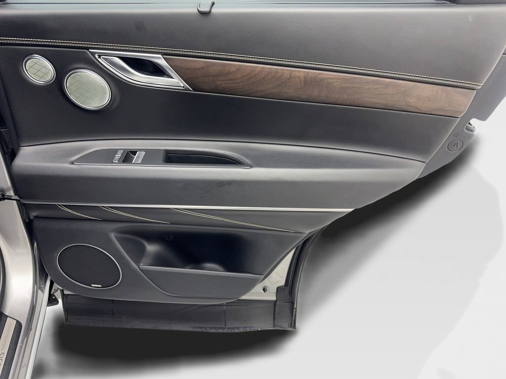 Used 2023 Genesis GV80 3.5T w/ Advanced Package image 43