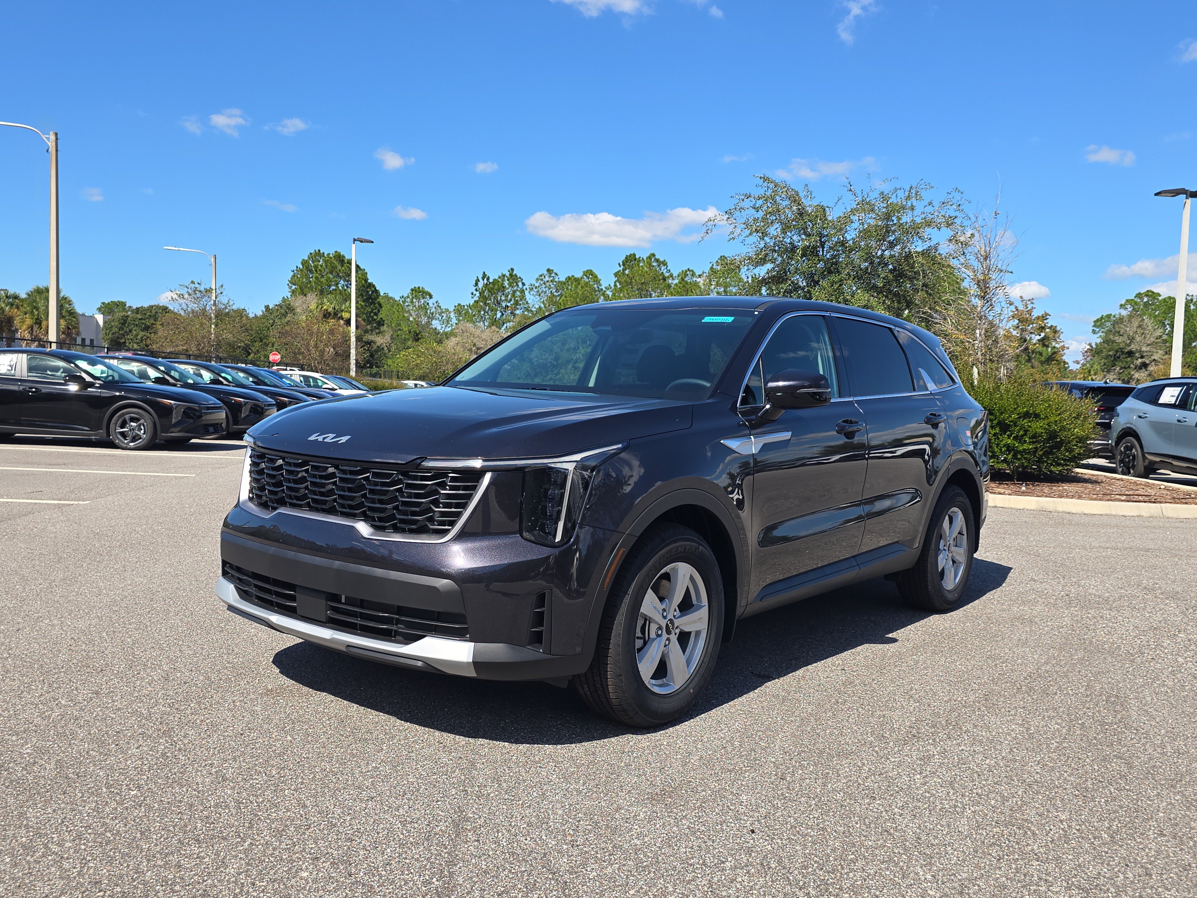 New 2026 Kia Sorento LX FWD image 4