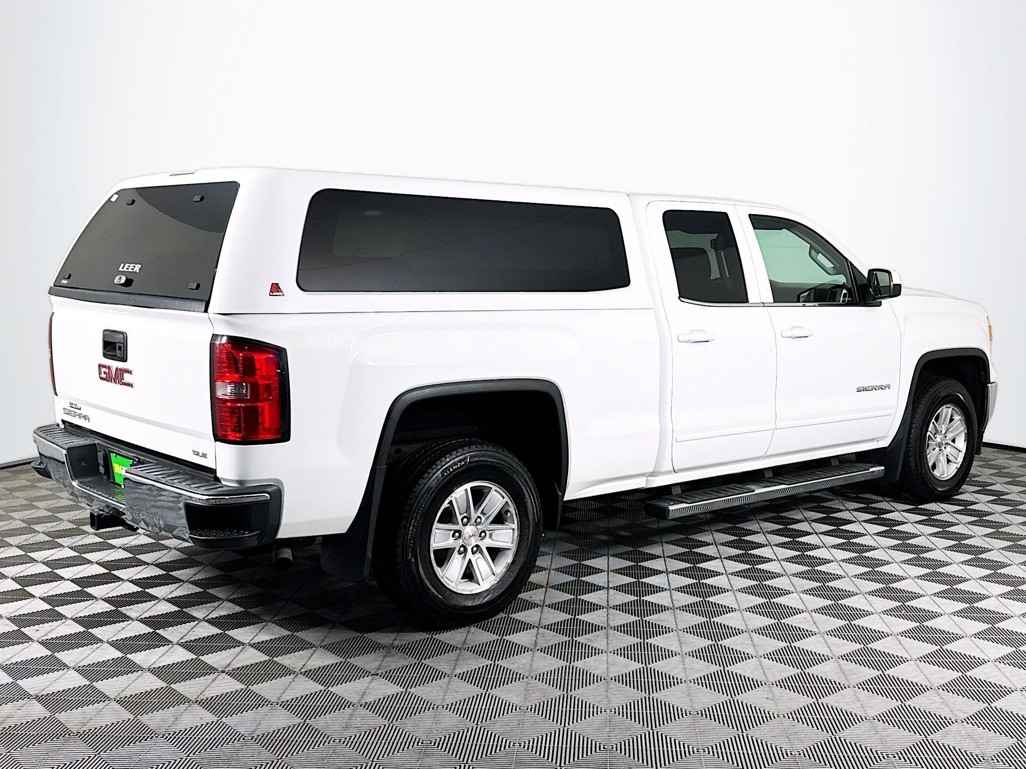 Used 2014 GMC Sierra 1500 SLE image 10