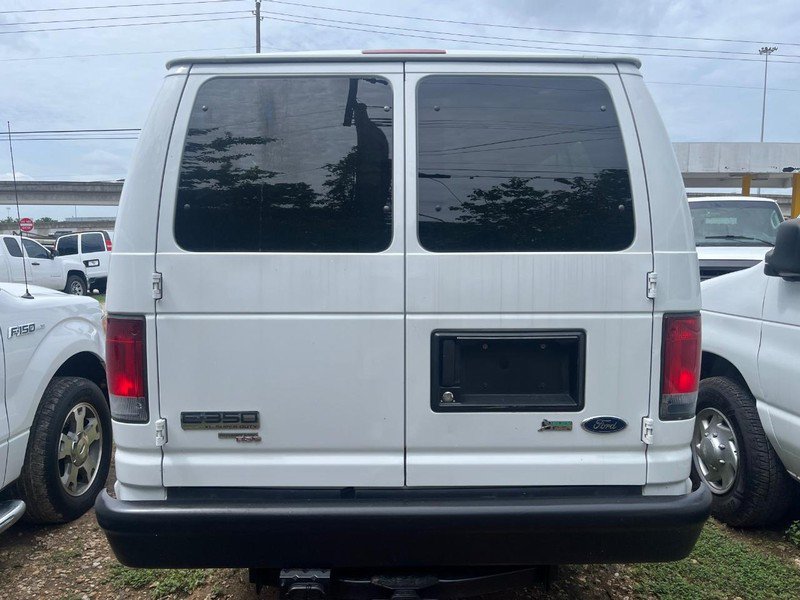 Used 2013 Ford E-350 and Econoline 350 XL w/ PWR Windows & Locks Group RWD image 4