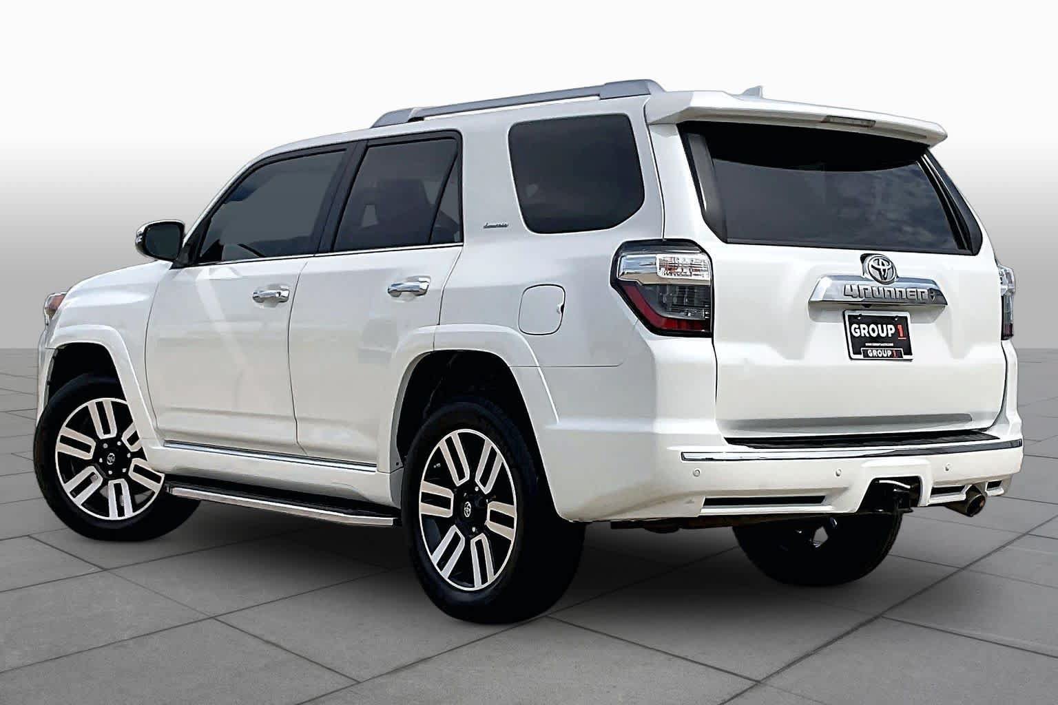 Used 2018 Toyota 4Runner Limited AWD/4WD image 8