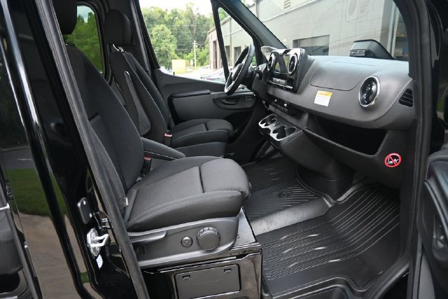 New 2026 Mercedes-Benz Sprinter 2500 image 27