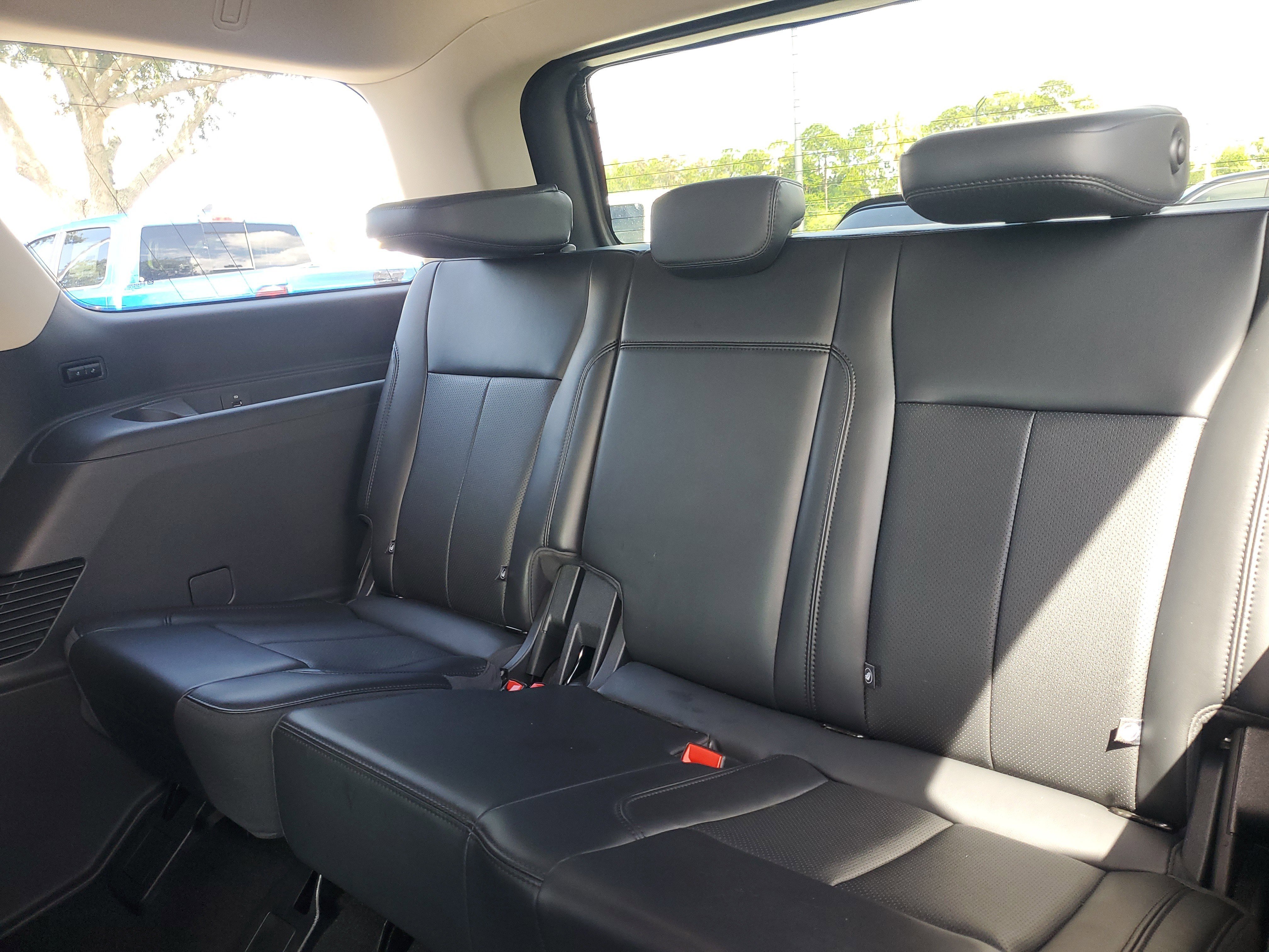 Used 2024 Ford Expedition XLT RWD image 13
