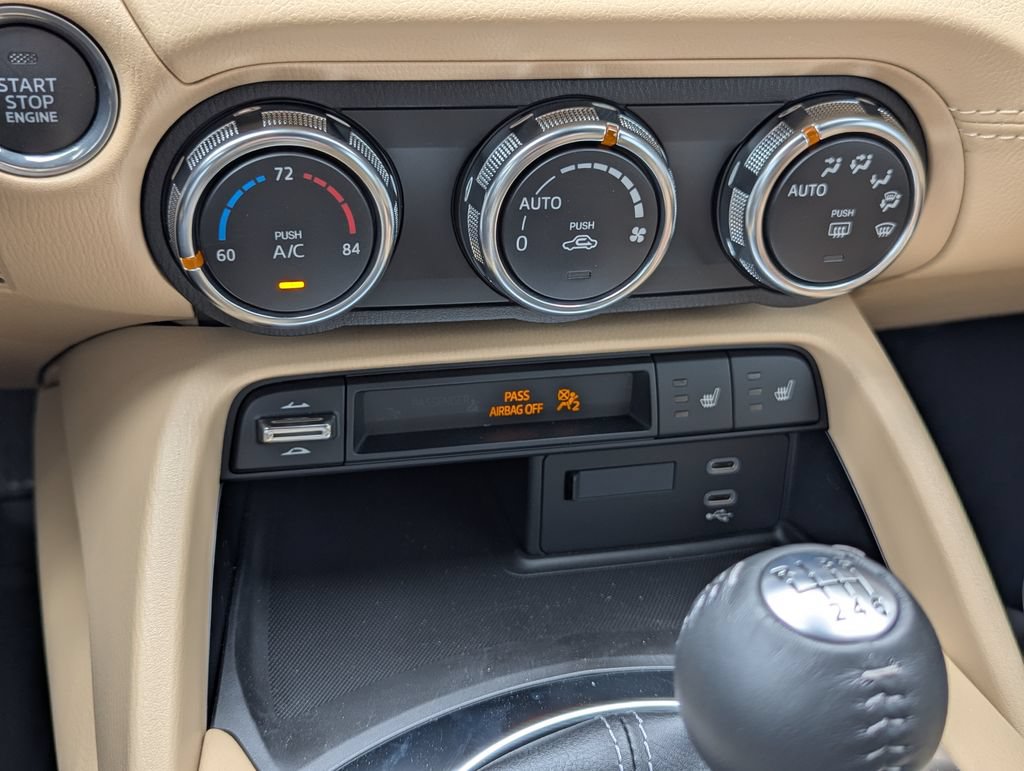 New 2026 MAZDA MX-5 Miata RF Grand Touring RWD image 16