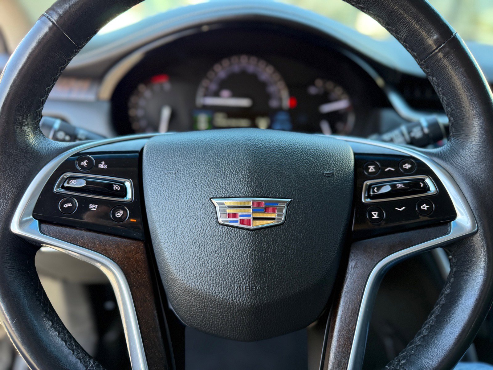 Used 2019 Cadillac XTS Luxury image 33