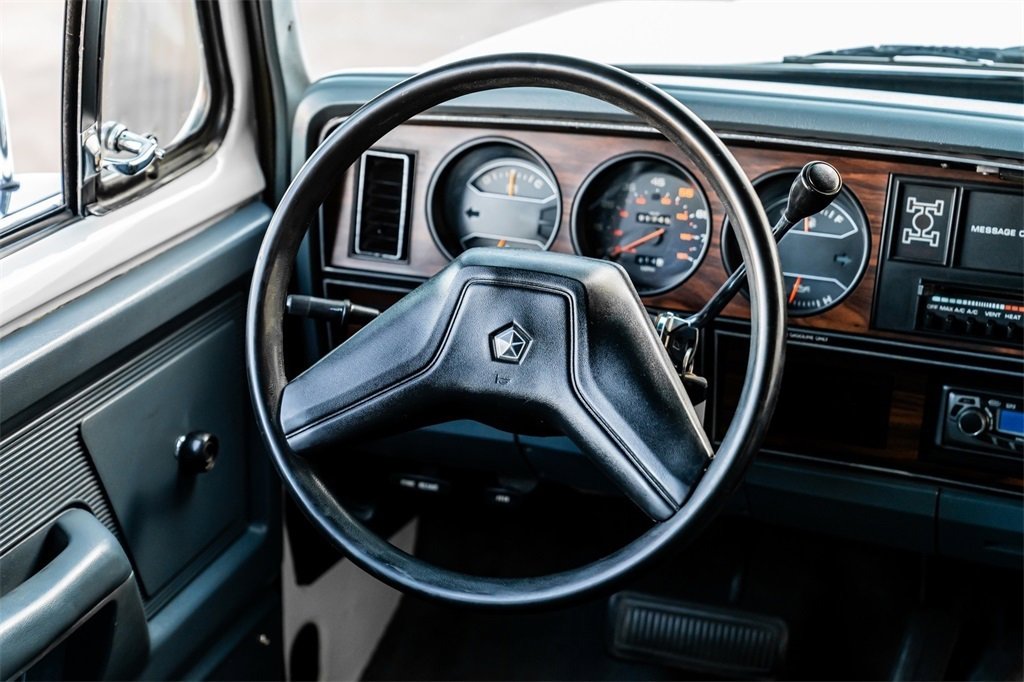 Used 1988 Dodge Ramcharger 4WD image 18