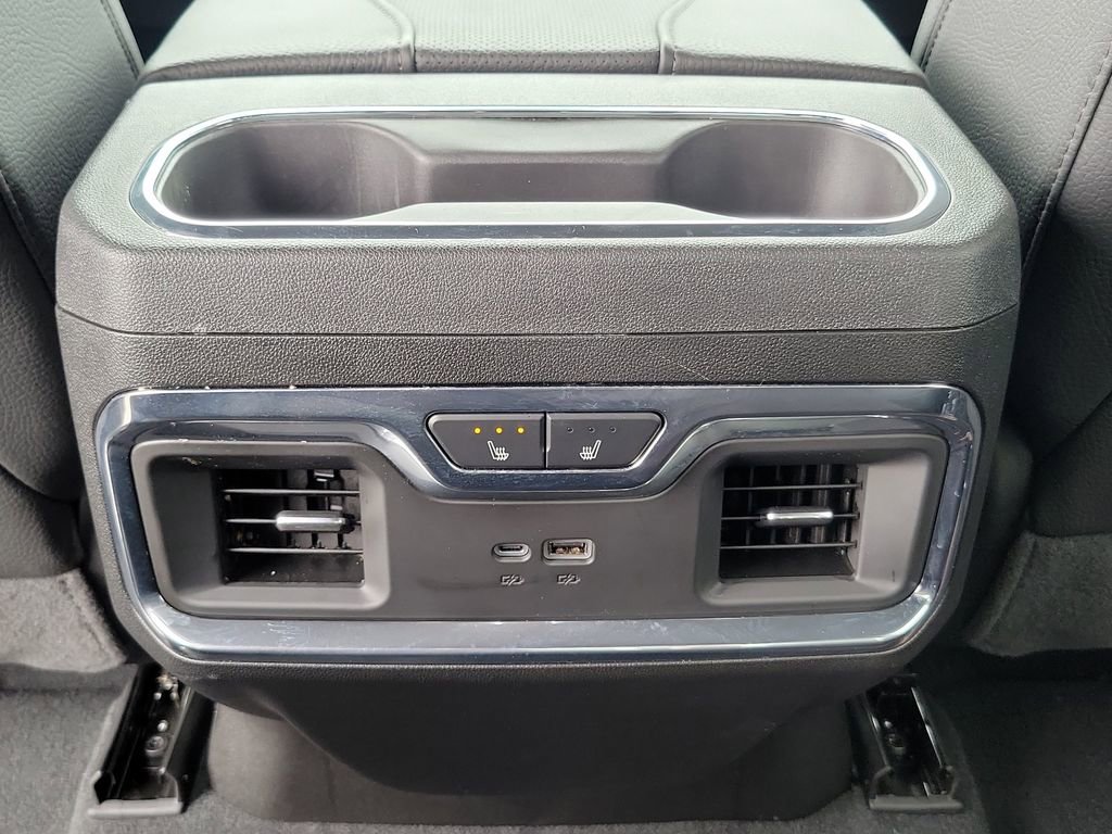 Used 2025 GMC Sierra 2500 Denali w/ Denali Reserve Package image 11
