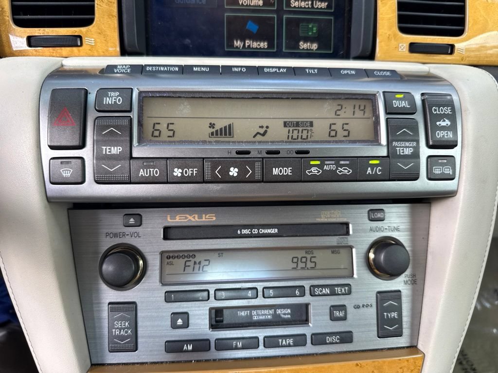 Used 2005 Lexus SC 430 Convertible RWD image 22