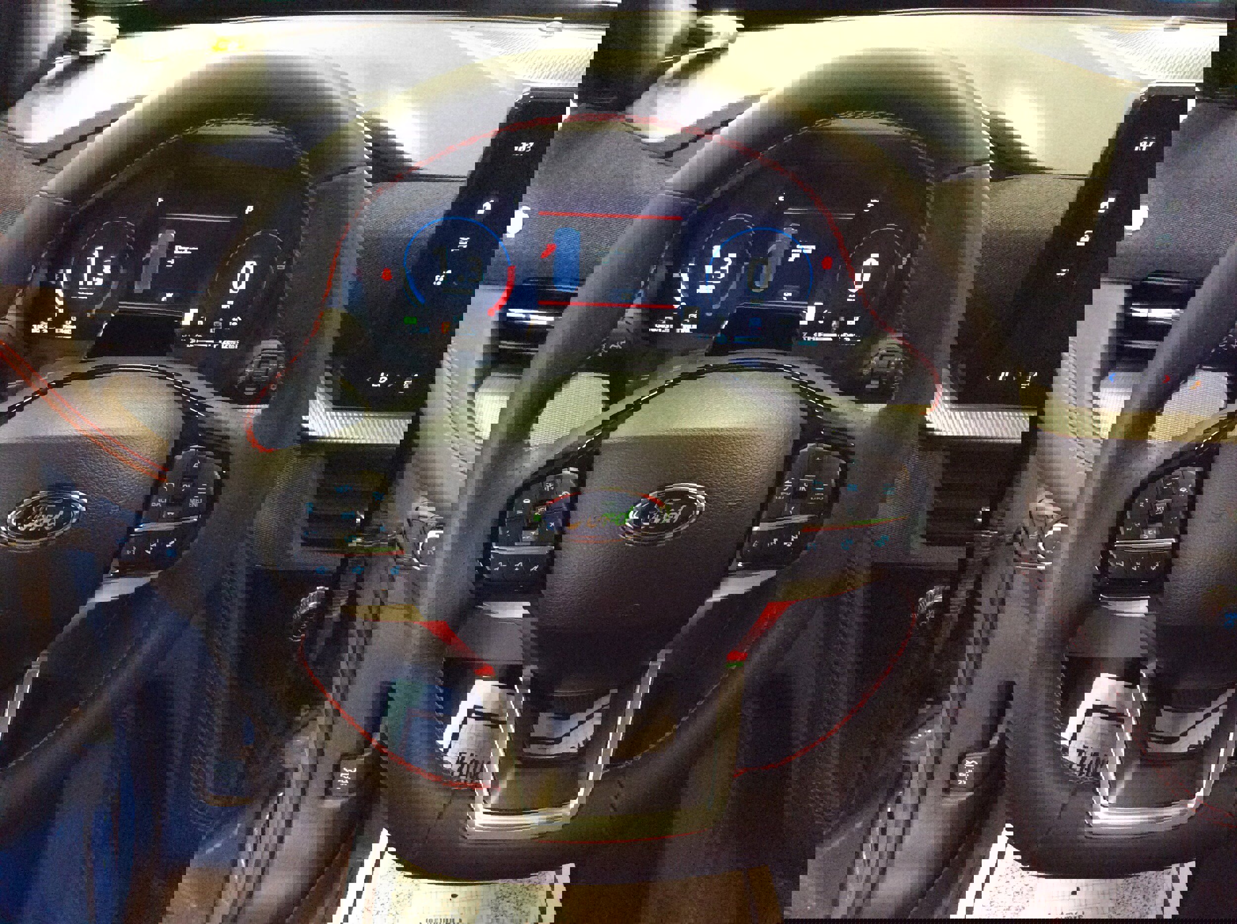 Used 2025 Ford Explorer ST-Line image 21