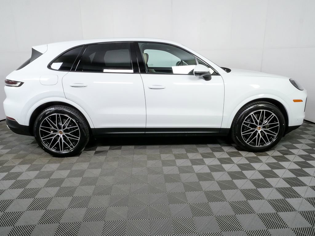 New 2026 Porsche Cayenne image 29