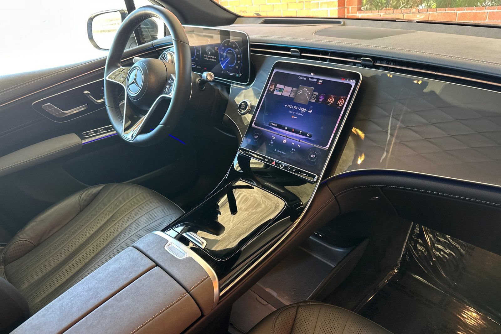 Certified 2023 Mercedes-Benz EQS 450+ 4MATIC SUV image 23
