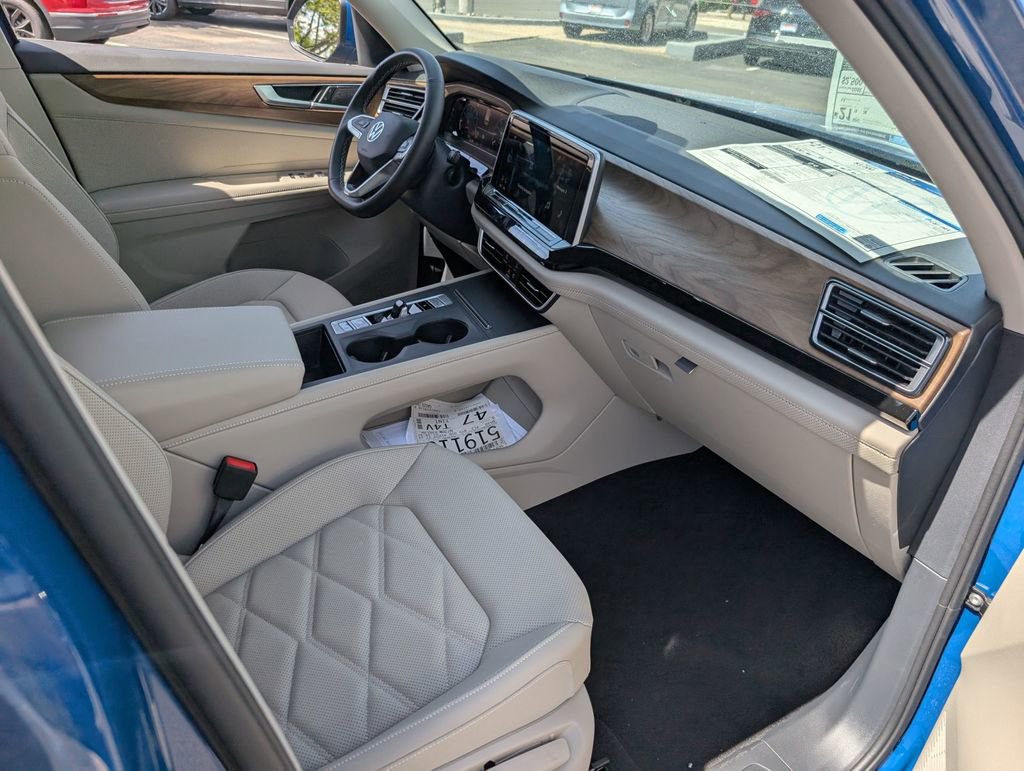New 2025 Volkswagen Atlas SE image 26