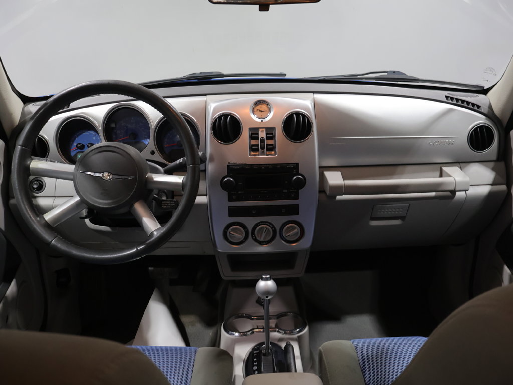 Used 2007 Chrysler PT Cruiser Touring FWD image 22