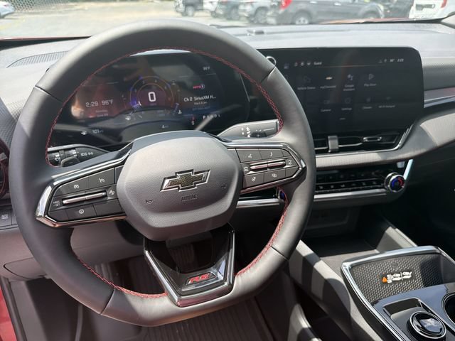 New 2026 Chevrolet Equinox RS w/ Convenience Package III FWD image 17