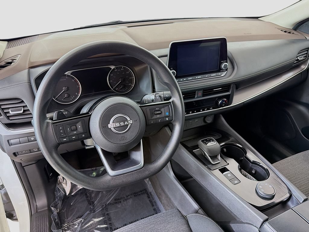 Used 2023 Nissan Rogue SV AWD/4WD image 18