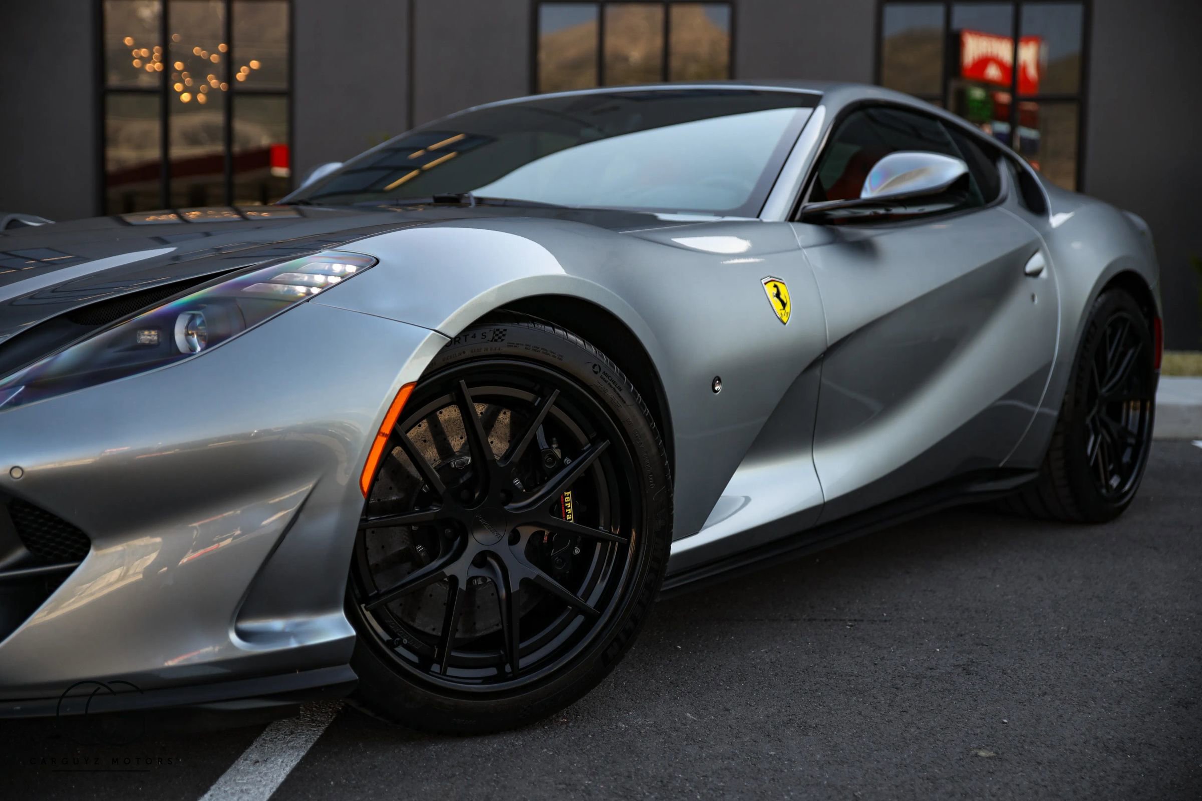 Used 2019 Ferrari 812 Superfast RWD image 9