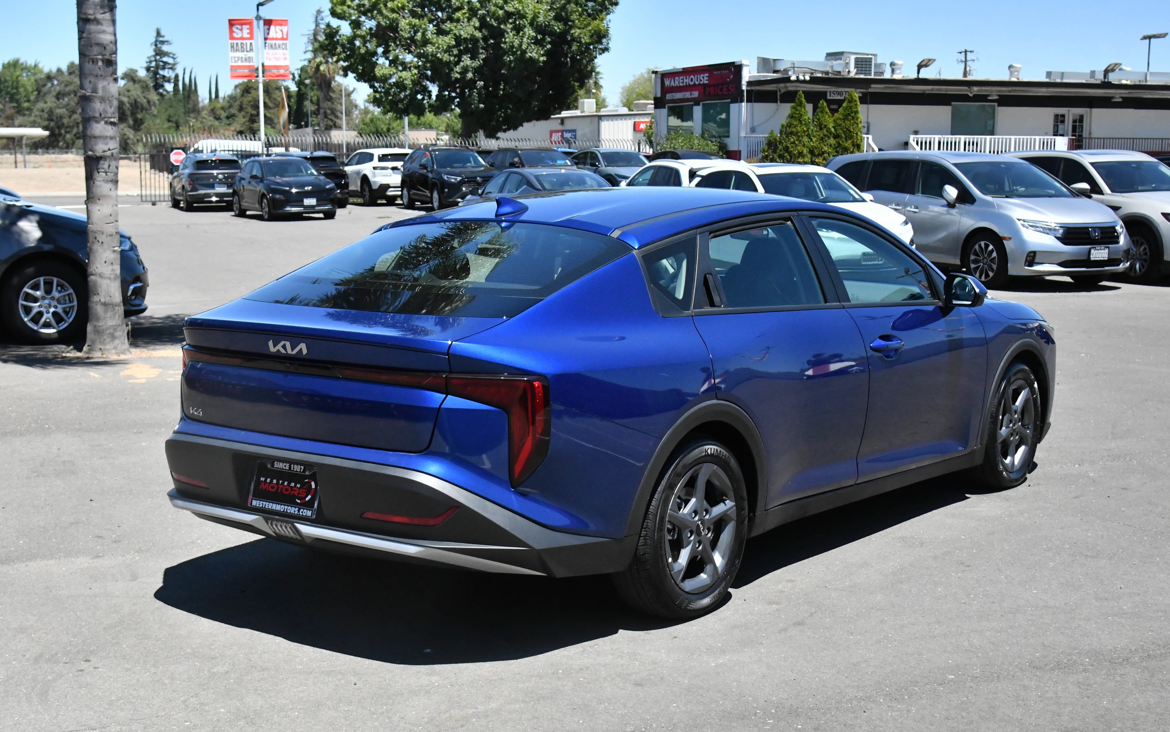 Used 2025 Kia K4 FWD image 8