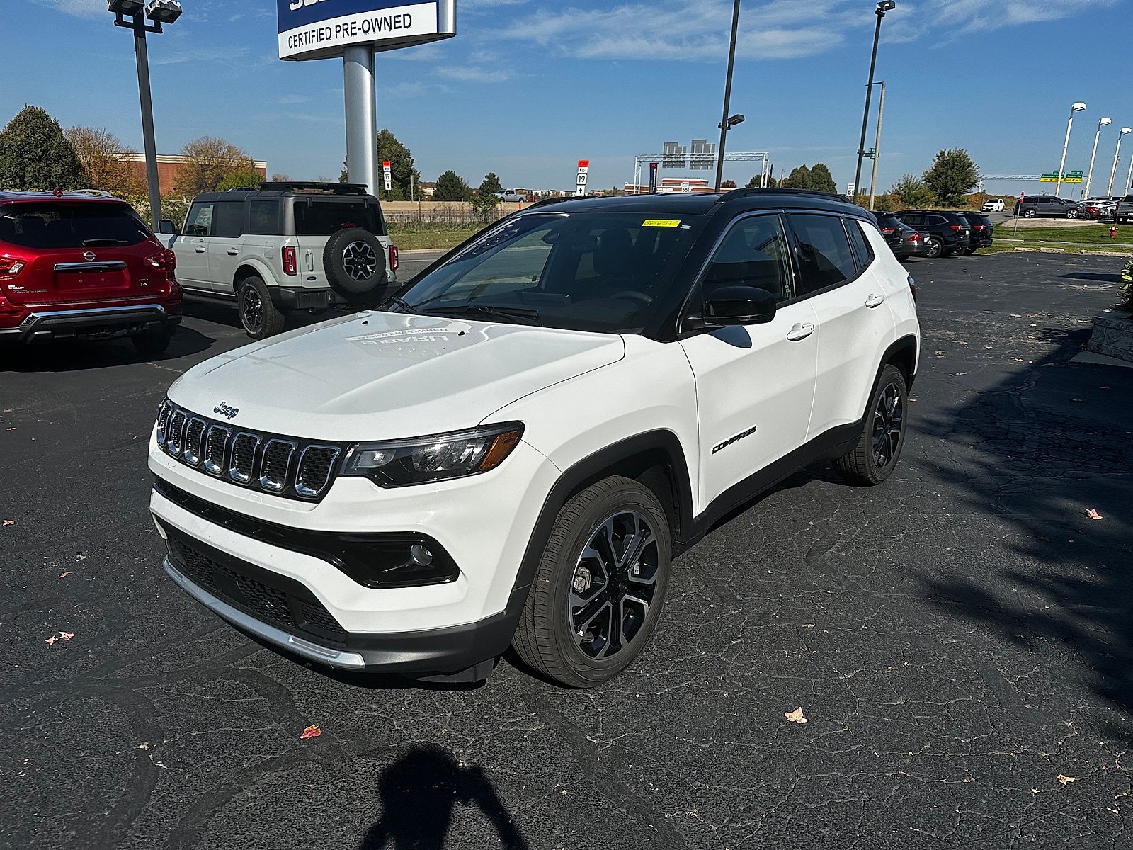 Used 2023 Jeep Compass Limited AWD/4WD image 8