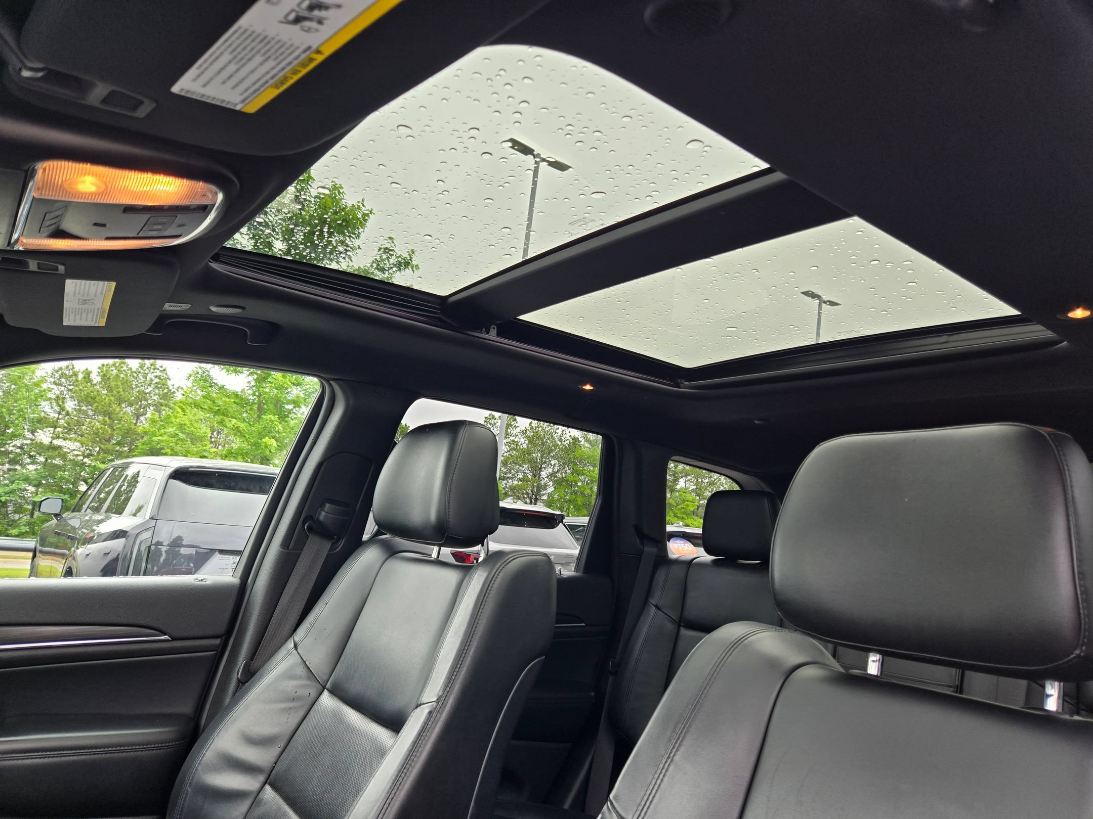 Used 2019 Jeep Grand Cherokee Limited w/ Luxury Group II AWD/4WD image 35