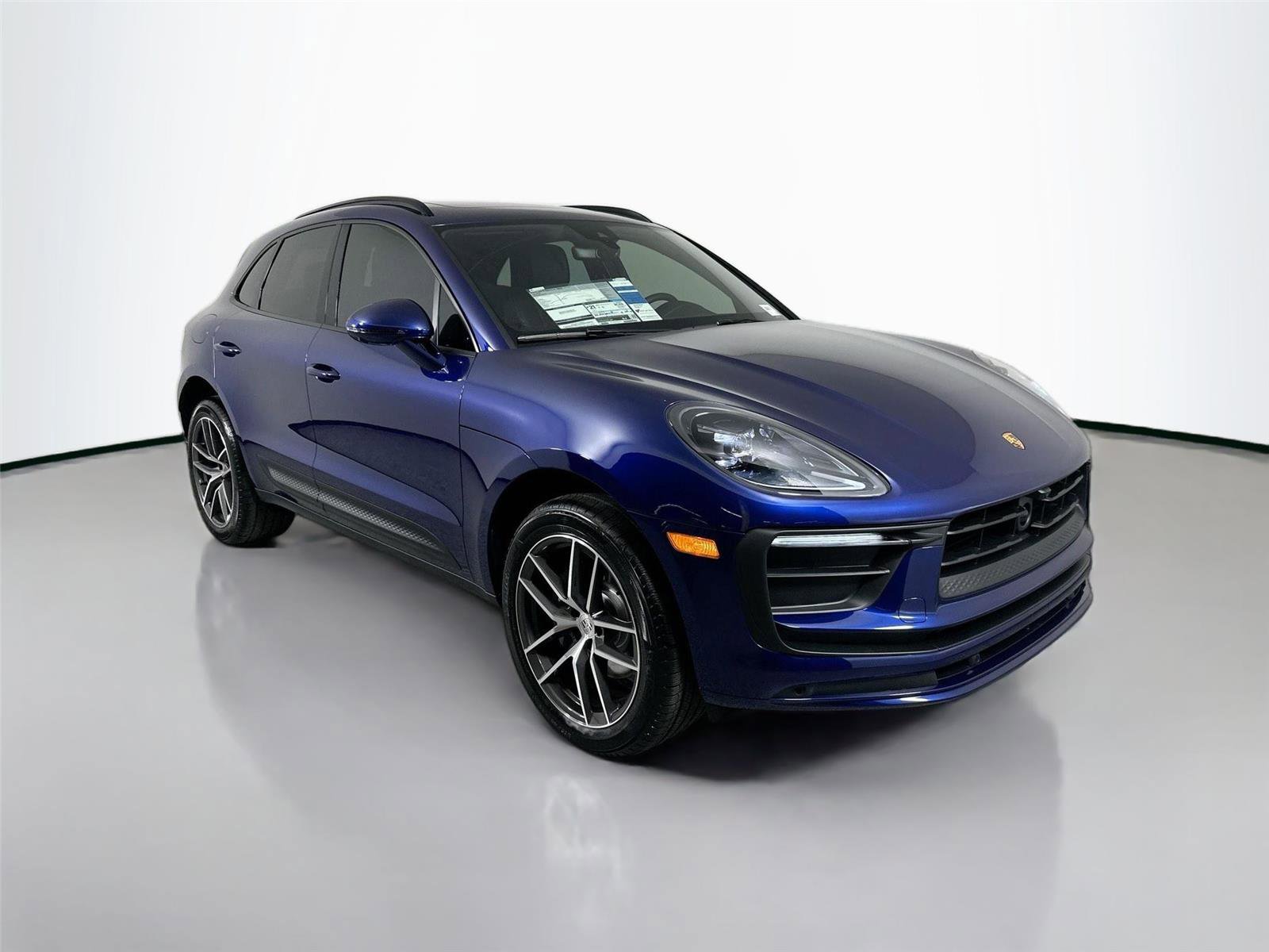 Certified 2026 Porsche Macan Turbo AWD/4WD image 9