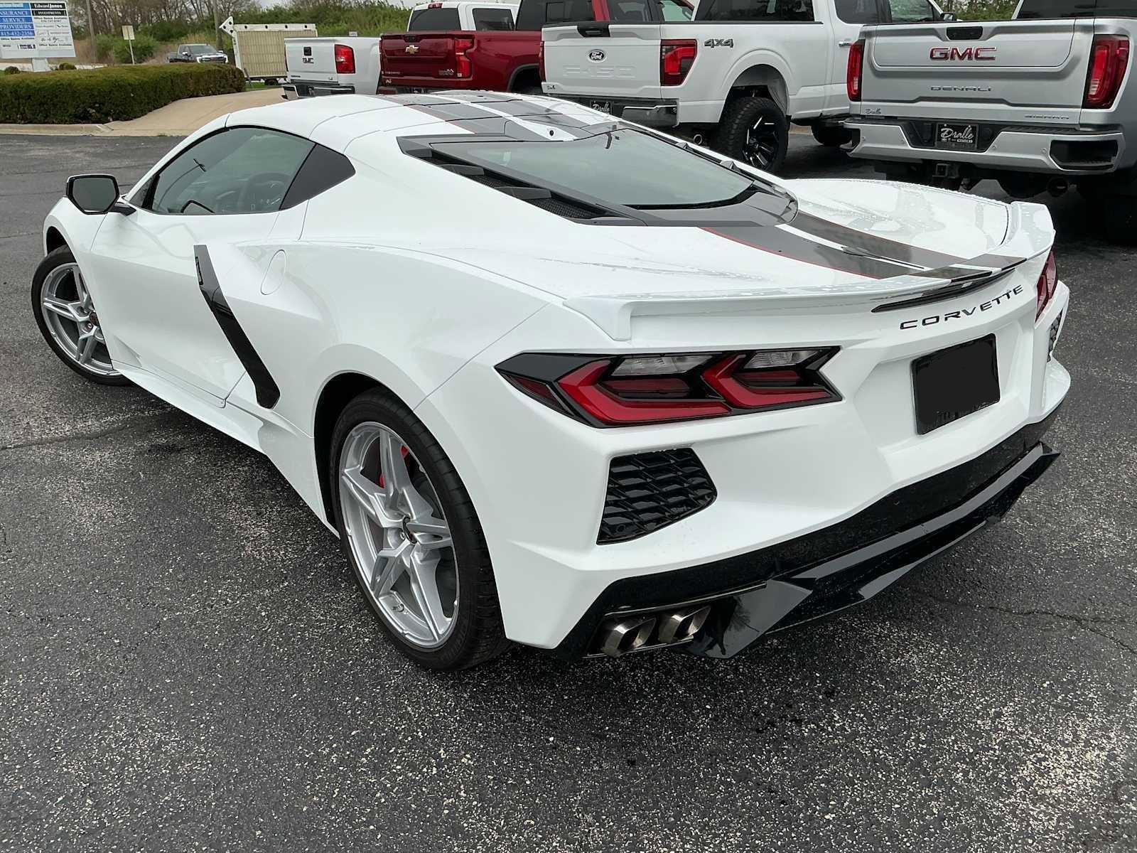 Used 2024 Chevrolet Corvette Stingray Coupe w/ 1LT RWD image 4