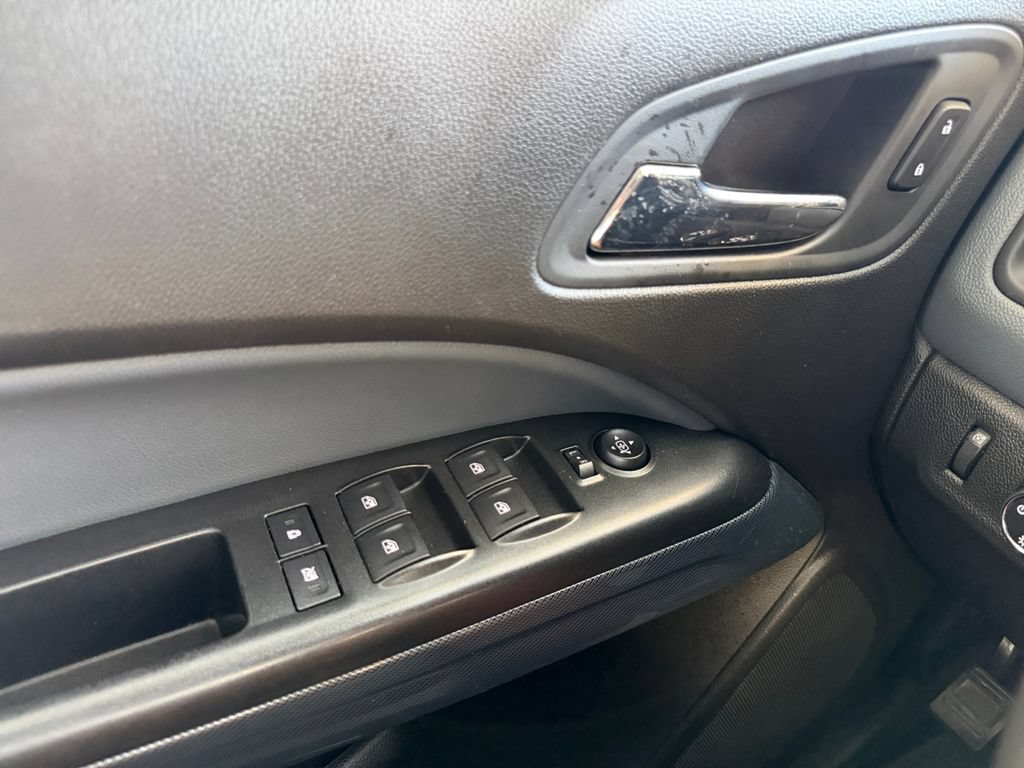 Used 2016 Chevrolet Colorado Z71 AWD/4WD image 11